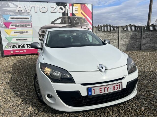 Білий Рено Меган, об'ємом двигуна 1.5 л та пробігом 231 тис. км за 7499 $, фото 23 на Automoto.ua