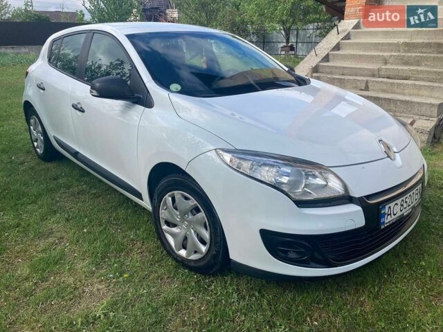 Білий Рено Меган, об'ємом двигуна 1.5 л та пробігом 186 тис. км за 7500 $, фото 4 на Automoto.ua