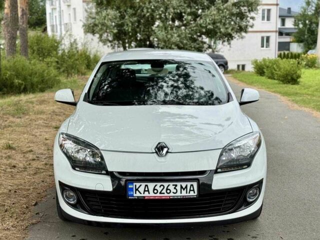 Білий Рено Меган, об'ємом двигуна 1.5 л та пробігом 290 тис. км за 6500 $, фото 4 на Automoto.ua