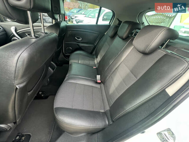 Белый Рено Меган, объемом двигателя 1.5 л и пробегом 231 тыс. км за 6999 $, фото 23 на Automoto.ua