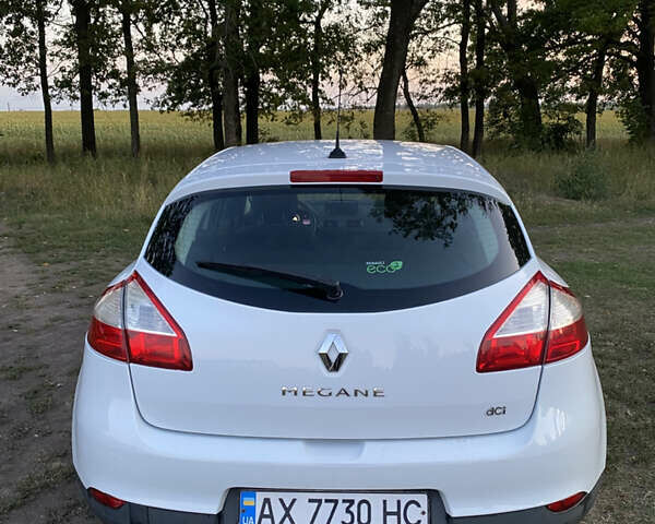 Білий Рено Меган, об'ємом двигуна 1.46 л та пробігом 223 тис. км за 6000 $, фото 10 на Automoto.ua