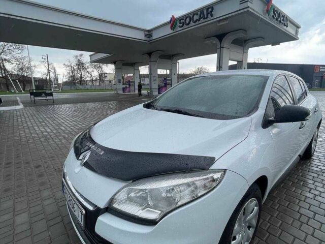 Белый Рено Меган, объемом двигателя 1.5 л и пробегом 340 тыс. км за 6500 $, фото 10 на Automoto.ua