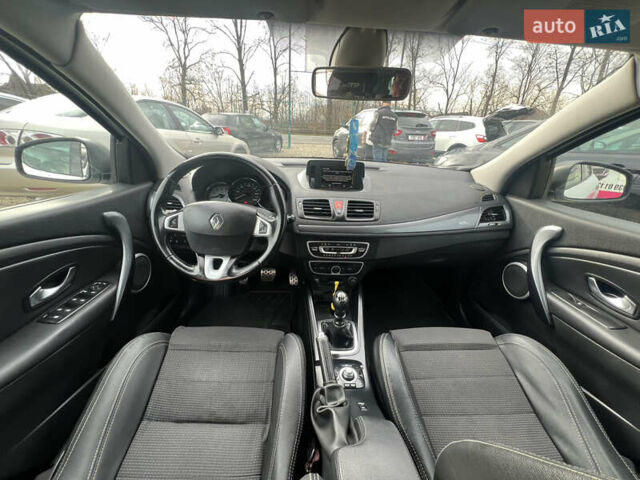 Белый Рено Меган, объемом двигателя 1.5 л и пробегом 231 тыс. км за 6999 $, фото 15 на Automoto.ua