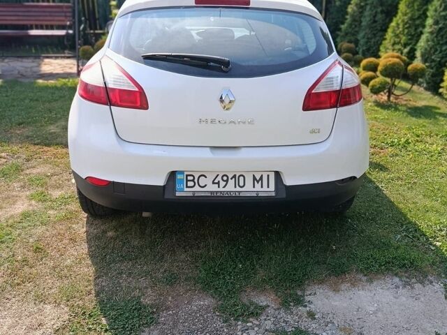 Білий Рено Меган, об'ємом двигуна 1.5 л та пробігом 281 тис. км за 5400 $, фото 2 на Automoto.ua