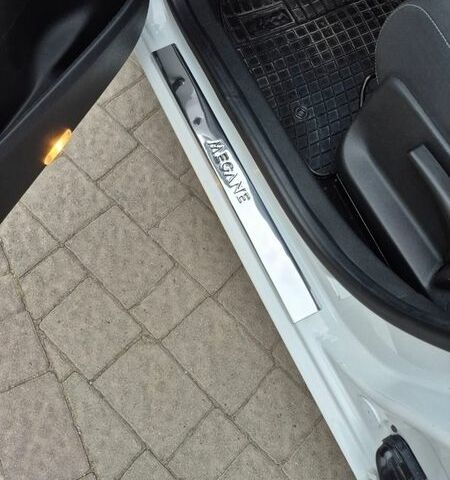 Білий Рено Меган, об'ємом двигуна 1.6 л та пробігом 245 тис. км за 7700 $, фото 23 на Automoto.ua