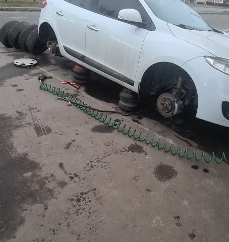 Білий Рено Меган, об'ємом двигуна 1.5 л та пробігом 185 тис. км за 4999 $, фото 6 на Automoto.ua