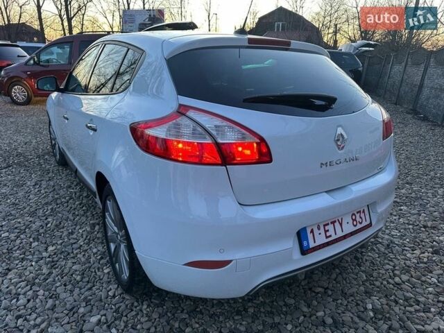Білий Рено Меган, об'ємом двигуна 1.5 л та пробігом 26 тис. км за 6999 $, фото 6 на Automoto.ua