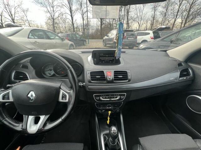 Білий Рено Меган, об'ємом двигуна 1.5 л та пробігом 231 тис. км за 7499 $, фото 12 на Automoto.ua