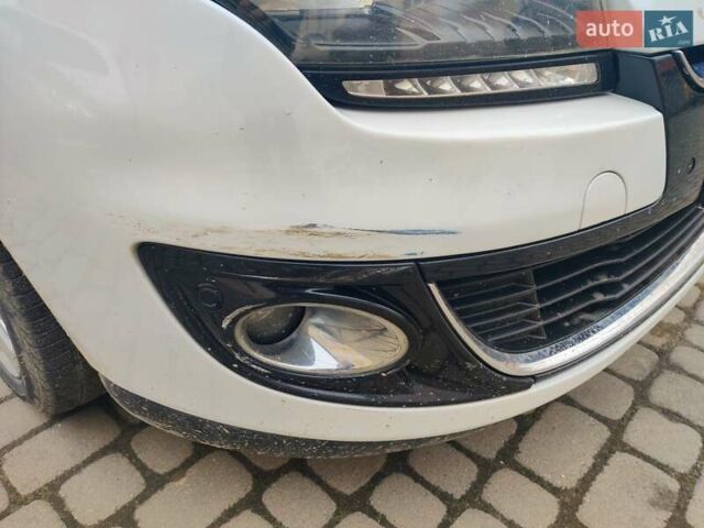 Белый Рено Меган, объемом двигателя 1.46 л и пробегом 252 тыс. км за 6300 $, фото 6 на Automoto.ua