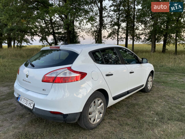 Білий Рено Меган, об'ємом двигуна 1.46 л та пробігом 223 тис. км за 6000 $, фото 10 на Automoto.ua