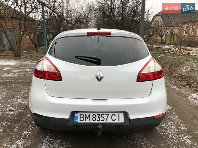 Білий Рено Меган, об'ємом двигуна 1.46 л та пробігом 184 тис. км за 5500 $, фото 4 на Automoto.ua