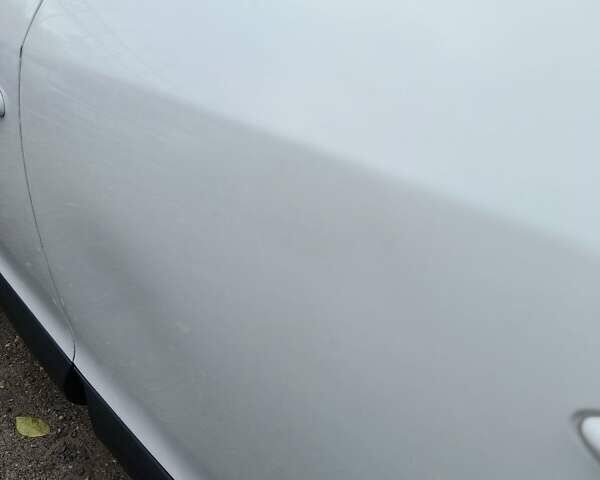 Белый Рено Меган, объемом двигателя 1.46 л и пробегом 179 тыс. км за 4500 $, фото 2 на Automoto.ua