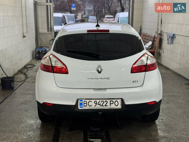 Білий Рено Меган, об'ємом двигуна 1.5 л та пробігом 208 тис. км за 5700 $, фото 3 на Automoto.ua
