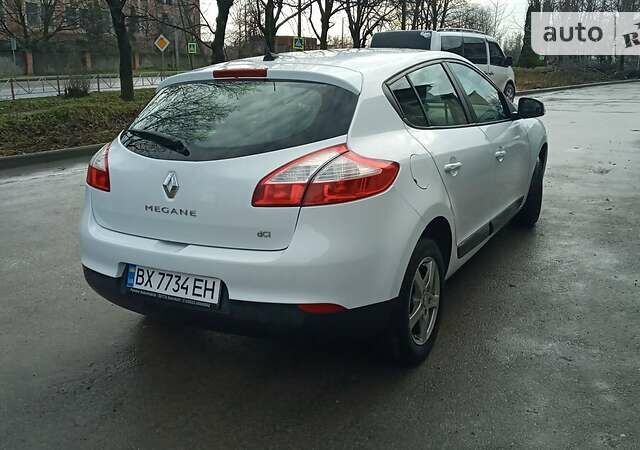Білий Рено Меган, об'ємом двигуна 1.5 л та пробігом 201 тис. км за 7900 $, фото 9 на Automoto.ua