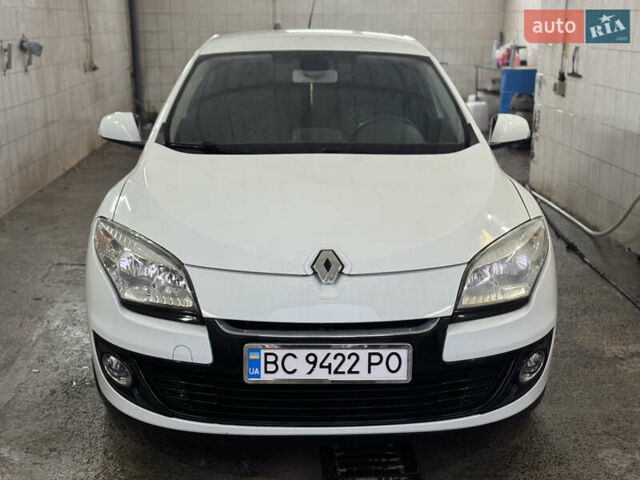Білий Рено Меган, об'ємом двигуна 1.5 л та пробігом 208 тис. км за 5700 $, фото 1 на Automoto.ua