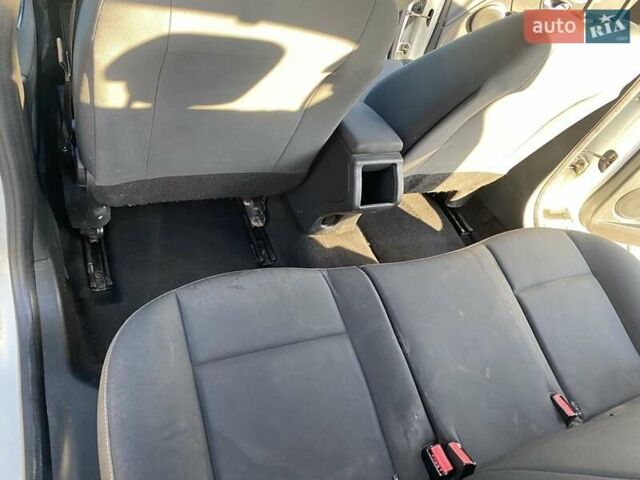 Белый Рено Меган, объемом двигателя 1.5 л и пробегом 230 тыс. км за 6600 $, фото 10 на Automoto.ua