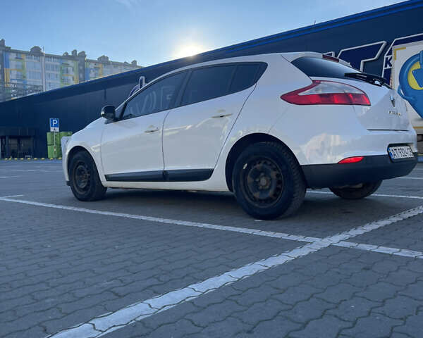 Белый Рено Меган, объемом двигателя 1.5 л и пробегом 224 тыс. км за 7200 $, фото 8 на Automoto.ua