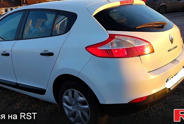 Білий Рено Меган, об'ємом двигуна 15 л та пробігом 263 тис. км за 6400 $, фото 1 на Automoto.ua