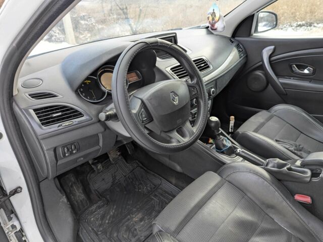 Білий Рено Меган, об'ємом двигуна 1.5 л та пробігом 234 тис. км за 5300 $, фото 5 на Automoto.ua