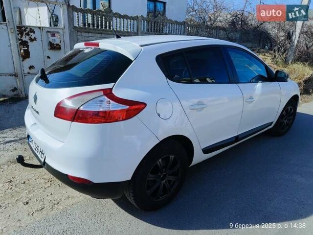 Білий Рено Меган, об'ємом двигуна 1.46 л та пробігом 175 тис. км за 6000 $, фото 4 на Automoto.ua