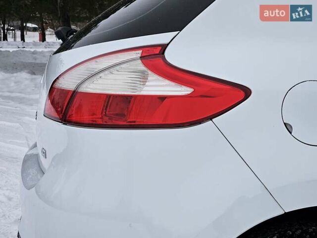 Білий Рено Меган, об'ємом двигуна 1.5 л та пробігом 252 тис. км за 5850 $, фото 30 на Automoto.ua