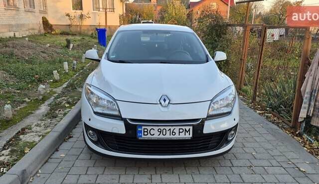 Білий Рено Меган, об'ємом двигуна 1.5 л та пробігом 232 тис. км за 8500 $, фото 8 на Automoto.ua