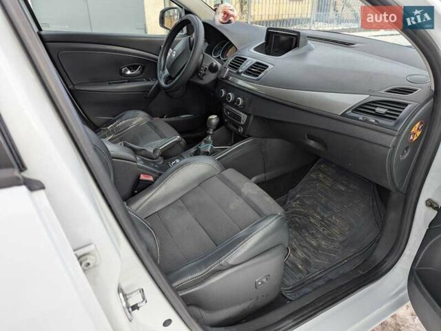Білий Рено Меган, об'ємом двигуна 1.5 л та пробігом 234 тис. км за 5300 $, фото 7 на Automoto.ua
