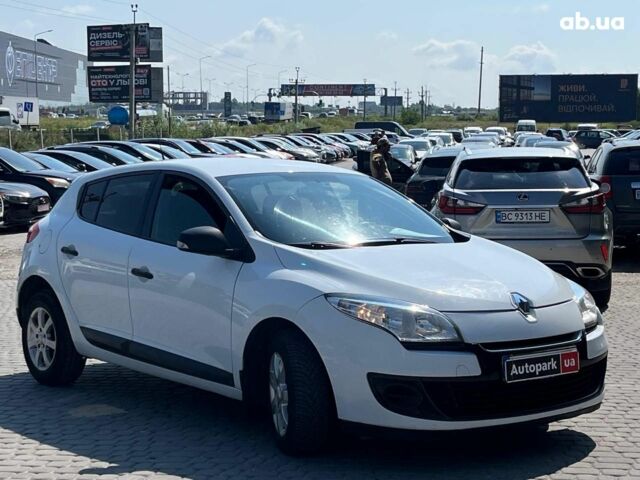 Белый Рено Меган, объемом двигателя 1.5 л и пробегом 242 тыс. км за 7490 $, фото 2 на Automoto.ua