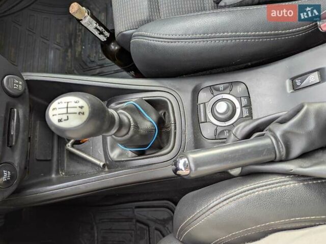 Білий Рено Меган, об'ємом двигуна 1.5 л та пробігом 234 тис. км за 5300 $, фото 8 на Automoto.ua