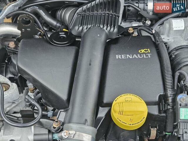 Білий Рено Меган, об'ємом двигуна 1.5 л та пробігом 252 тис. км за 5850 $, фото 60 на Automoto.ua