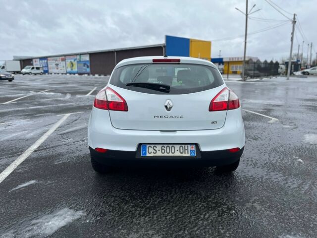 Білий Рено Меган, об'ємом двигуна 1.5 л та пробігом 182 тис. км за 7500 $, фото 1 на Automoto.ua