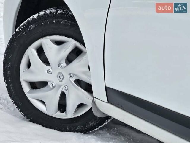 Білий Рено Меган, об'ємом двигуна 1.5 л та пробігом 252 тис. км за 5850 $, фото 28 на Automoto.ua