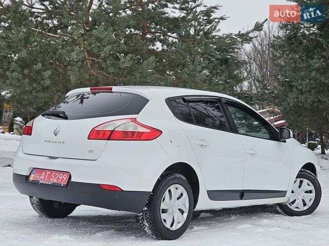Білий Рено Меган, об'ємом двигуна 1.5 л та пробігом 252 тис. км за 5850 $, фото 13 на Automoto.ua