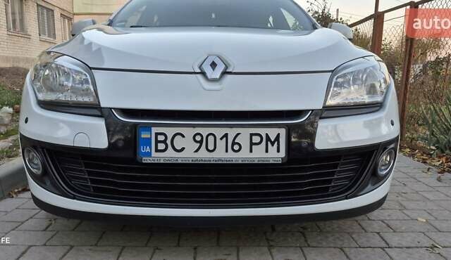Білий Рено Меган, об'ємом двигуна 1.5 л та пробігом 232 тис. км за 8500 $, фото 12 на Automoto.ua