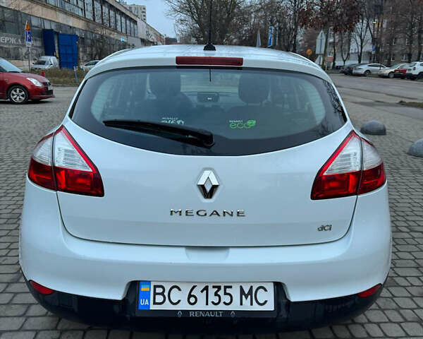 Белый Рено Меган, объемом двигателя 1.5 л и пробегом 164 тыс. км за 7750 $, фото 22 на Automoto.ua