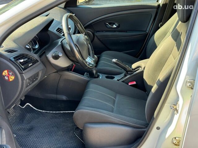 Білий Рено Меган, об'ємом двигуна 1.5 л та пробігом 184 тис. км за 7790 $, фото 13 на Automoto.ua