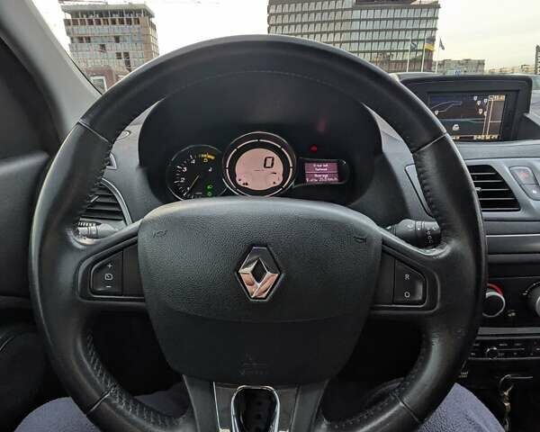 Білий Рено Меган, об'ємом двигуна 1.5 л та пробігом 217 тис. км за 6800 $, фото 15 на Automoto.ua