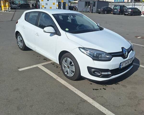 Белый Рено Меган, объемом двигателя 1.5 л и пробегом 235 тыс. км за 8500 $, фото 11 на Automoto.ua