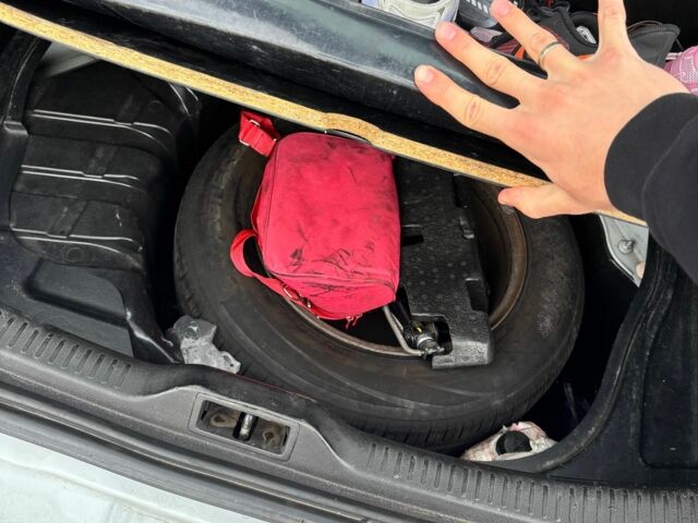 Белый Рено Меган, объемом двигателя 1.5 л и пробегом 289 тыс. км за 7000 $, фото 9 на Automoto.ua