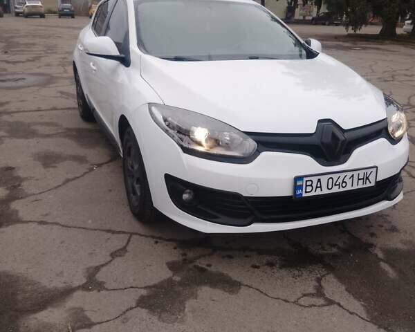 Белый Рено Меган, объемом двигателя 1.46 л и пробегом 242 тыс. км за 6700 $, фото 1 на Automoto.ua