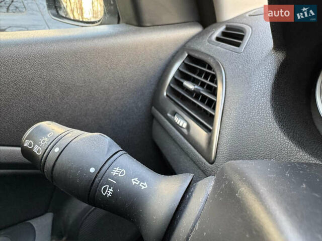 Белый Рено Меган, объемом двигателя 1.5 л и пробегом 164 тыс. км за 7750 $, фото 30 на Automoto.ua