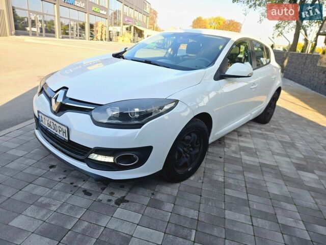 Белый Рено Меган, объемом двигателя 1.5 л и пробегом 245 тыс. км за 7300 $, фото 2 на Automoto.ua