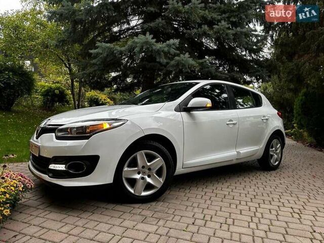 Белый Рено Меган, объемом двигателя 1.5 л и пробегом 173 тыс. км за 8200 $, фото 2 на Automoto.ua