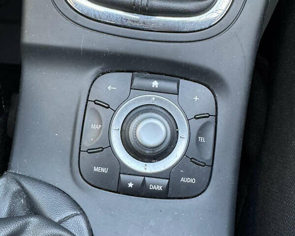 Белый Рено Меган, объемом двигателя 1.5 л и пробегом 164 тыс. км за 7750 $, фото 32 на Automoto.ua