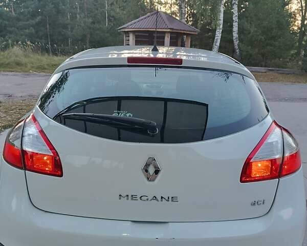 Білий Рено Меган, об'ємом двигуна 1.46 л та пробігом 274 тис. км за 6500 $, фото 3 на Automoto.ua