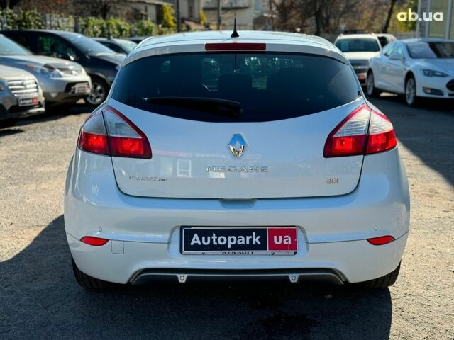 Білий Рено Меган, об'ємом двигуна 1.5 л та пробігом 184 тис. км за 7790 $, фото 6 на Automoto.ua