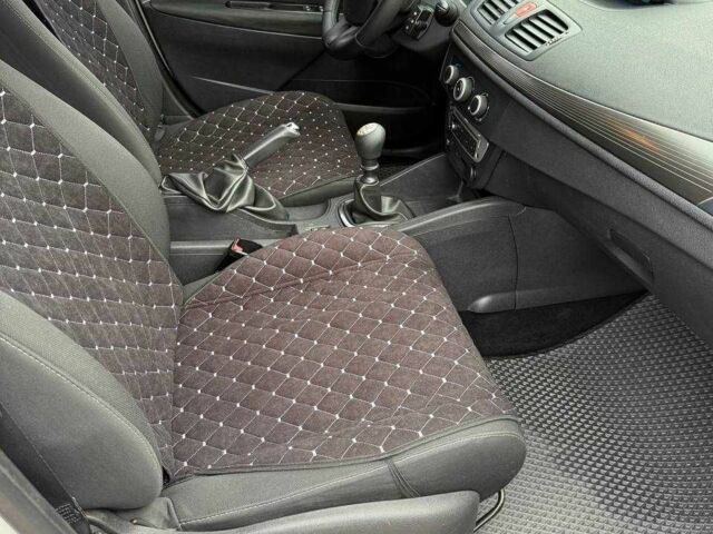 Белый Рено Меган, объемом двигателя 1.5 л и пробегом 239 тыс. км за 6450 $, фото 11 на Automoto.ua