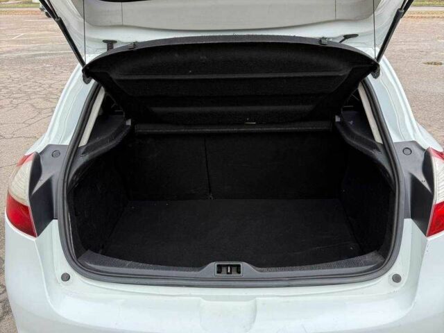 Белый Рено Меган, объемом двигателя 1.5 л и пробегом 239 тыс. км за 6450 $, фото 7 на Automoto.ua