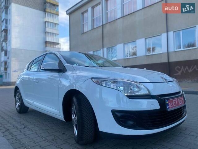 Білий Рено Меган, об'ємом двигуна 1.5 л та пробігом 205 тис. км за 6900 $, фото 14 на Automoto.ua
