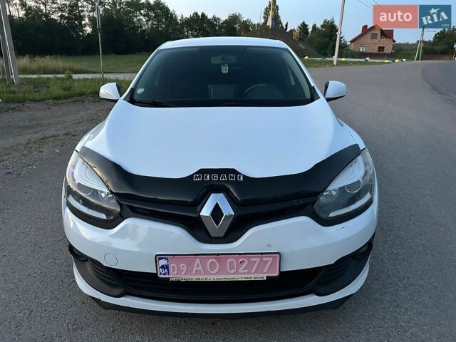 Белый Рено Меган, объемом двигателя 1.5 л и пробегом 270 тыс. км за 6799 $, фото 11 на Automoto.ua